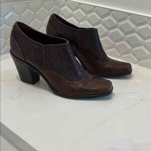 Antonio Melani Brown Women’s Cowboy Style Shoe Booties, Square toeSize 8 1/2
